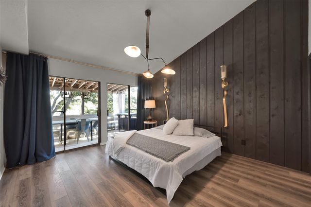 184 April Point Drive N, Conroe, TX 77356