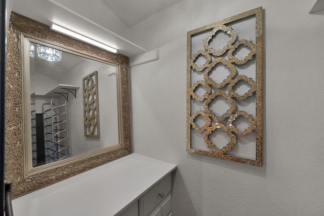 184 April Point Drive N, Conroe, TX 77356