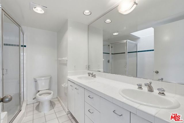 811 21st Street 5, Santa Monica, CA 90403