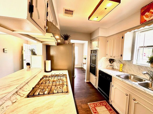 5503 Goldspier Street, Houston, TX 77091