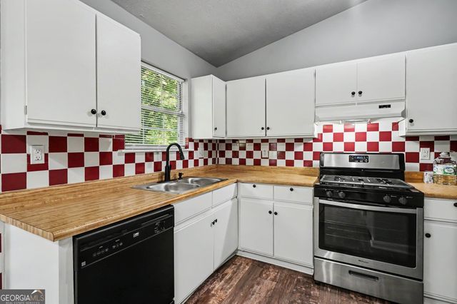 2145 Marbut Farms Entry, Lithonia, GA 30058