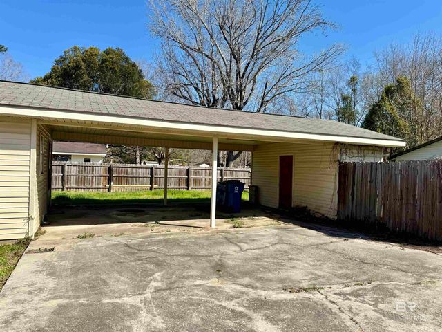 127 Rosemary Avenue, Brewton, AL 36426