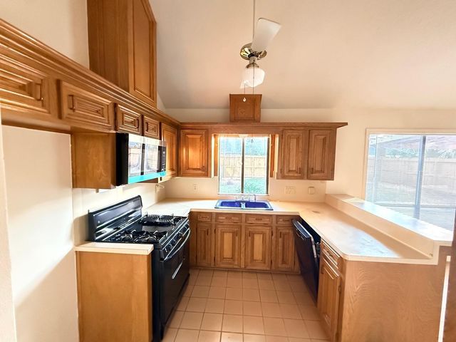 16214 Dunmoor Drive, Houston, TX 77059