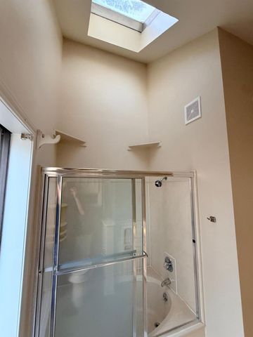 16214 Dunmoor Drive, Houston, TX 77059