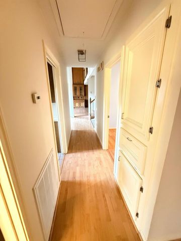 16214 Dunmoor Drive, Houston, TX 77059