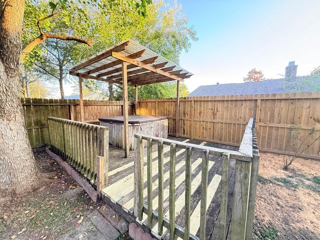 16214 Dunmoor Drive, Houston, TX 77059