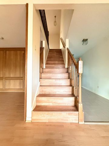 16214 Dunmoor Drive, Houston, TX 77059