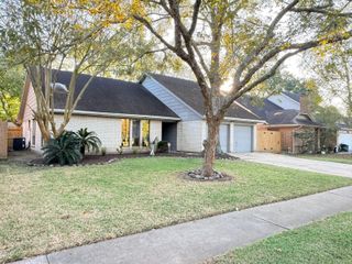 16214 Dunmoor Drive, Houston, TX 77059