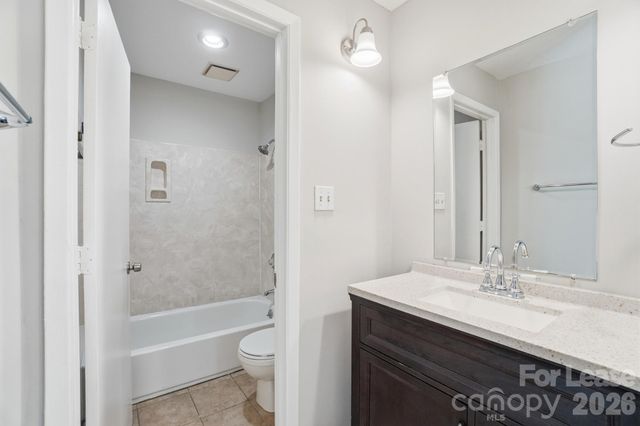 4948 Sardis Road C, Charlotte, NC 28270