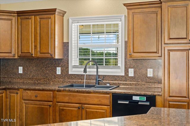 268 Katie Lane, Chuckey, TN 37641