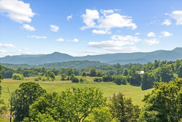 268 Katie Lane, Chuckey, TN 37641