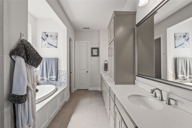 1040 Lone Grove Lane, Prosper, TX 75078