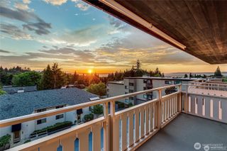 1110 5th Avenue S #402, Edmonds, WA 98020