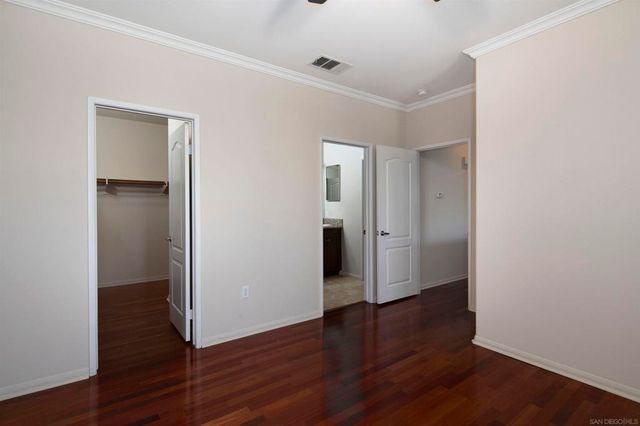 10910 Serafina Lane 52, San Diego, CA 92128