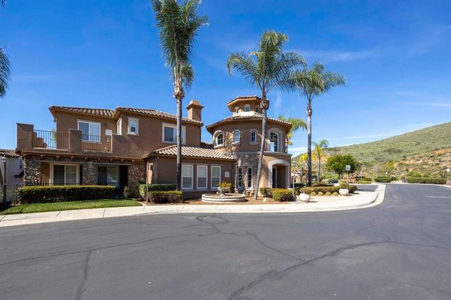 10910 Serafina Lane 52, San Diego, CA 92128