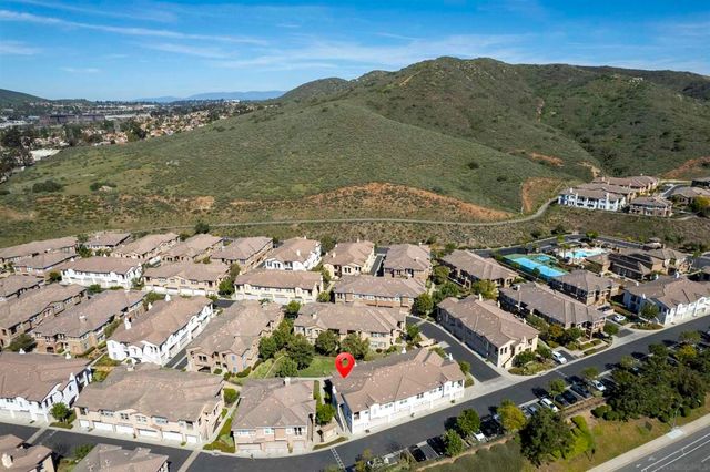 10910 Serafina Lane 52, San Diego, CA 92128