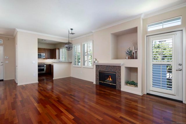 10910 Serafina Lane 52, San Diego, CA 92128