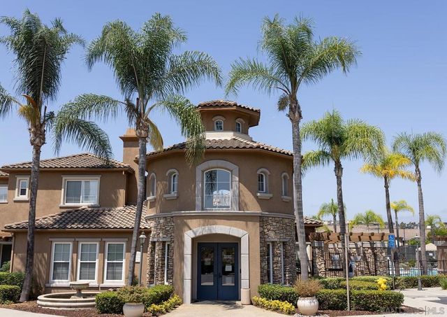 10910 Serafina Lane 52, San Diego, CA 92128