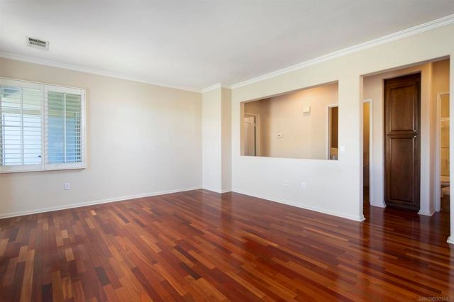 10910 Serafina Lane 52, San Diego, CA 92128