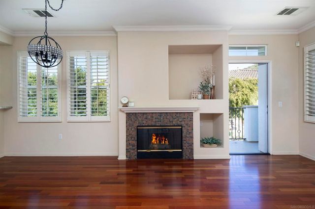 10910 Serafina Lane 52, San Diego, CA 92128