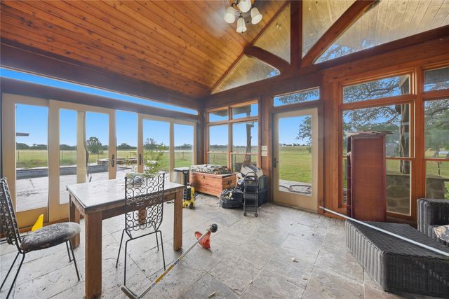 10100 Harmon School Road, Burton, TX 77835