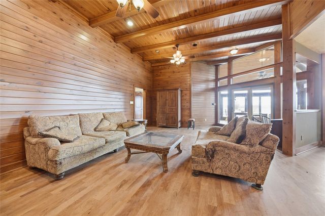 10100 Harmon School Road, Burton, TX 77835