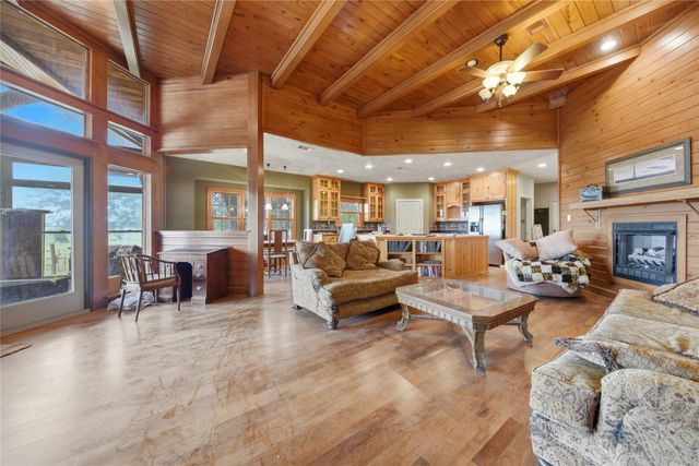 10100 Harmon School Road, Burton, TX 77835