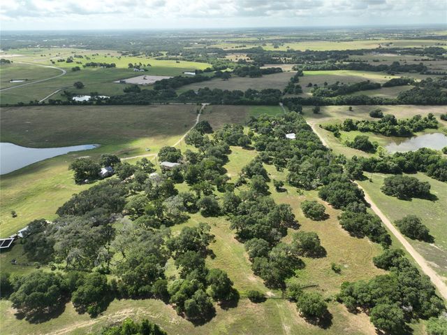 10100 Harmon School Road, Burton, TX 77835