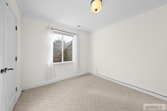 5971 Pheasant Drive, Idaho Falls, ID 83406