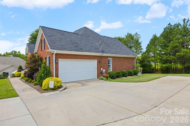 4215 Bonanza Trail, Lancaster, SC 29720