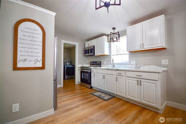 8917 Mulberry Court SE, Yelm, WA 98597