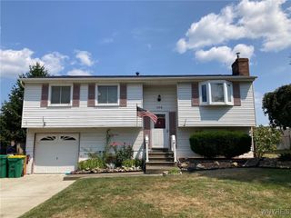 138 Crownview Terrace, Hamburg, NY 14075
