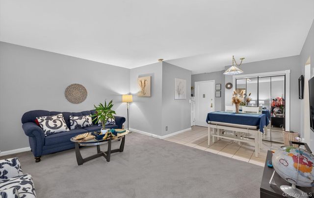 36 Cathedral Avenue 4F, Hempstead, NY 11550