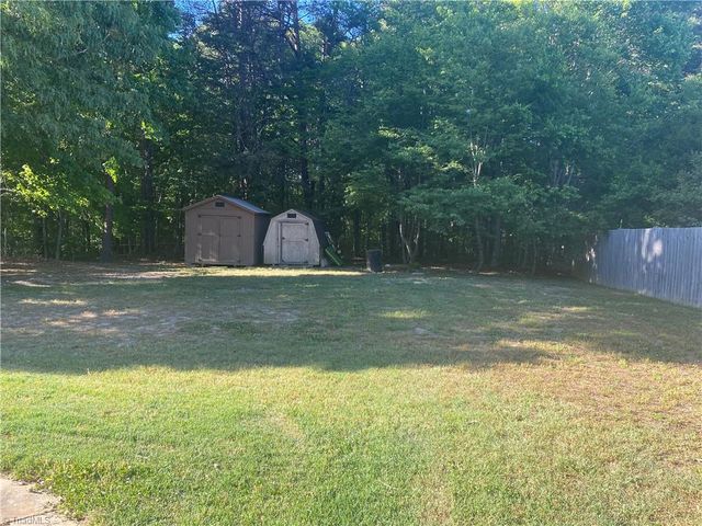 695 Old Castle Drive, Randleman, NC 27317