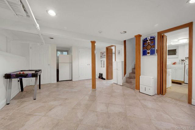 1 Webster Road, Scarsdale, NY 10583