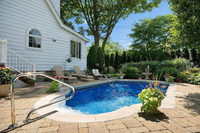 1 Webster Road, Scarsdale, NY 10583