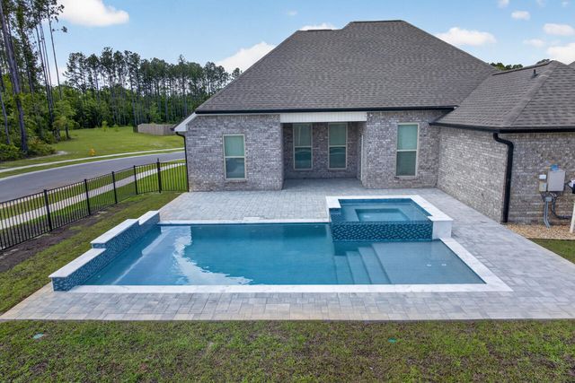 155 Lumen Loop, Freeport, FL 32439