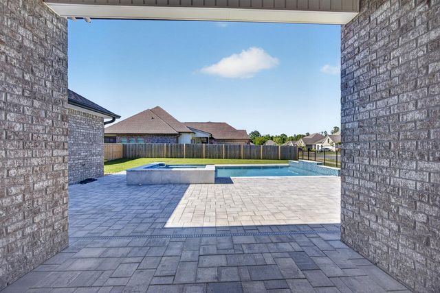 155 Lumen Loop, Freeport, FL 32439