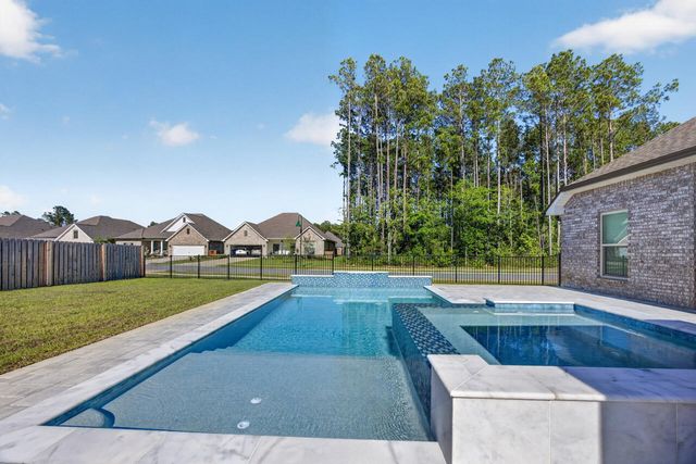 155 Lumen Loop, Freeport, FL 32439