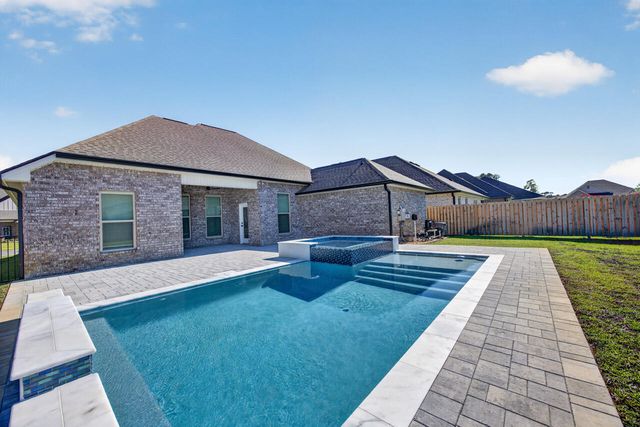 155 Lumen Loop, Freeport, FL 32439