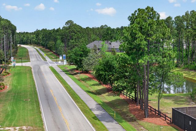 155 Lumen Loop, Freeport, FL 32439