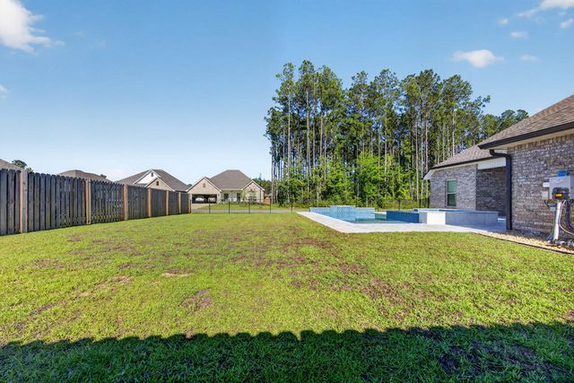 155 Lumen Loop, Freeport, FL 32439