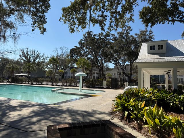 1941 Zonny Moss Drive, Johns Island, SC 29455