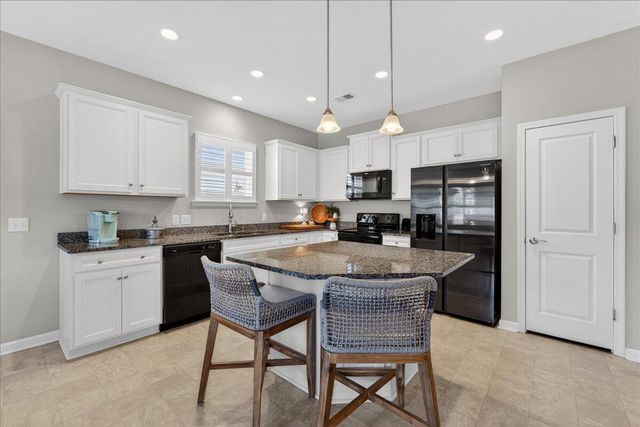 1941 Zonny Moss Drive, Johns Island, SC 29455