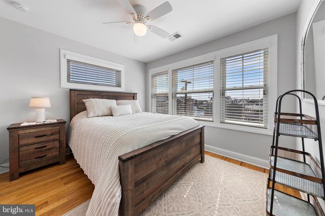 240 MORRIS BLVD, Manahawkin, NJ 08050