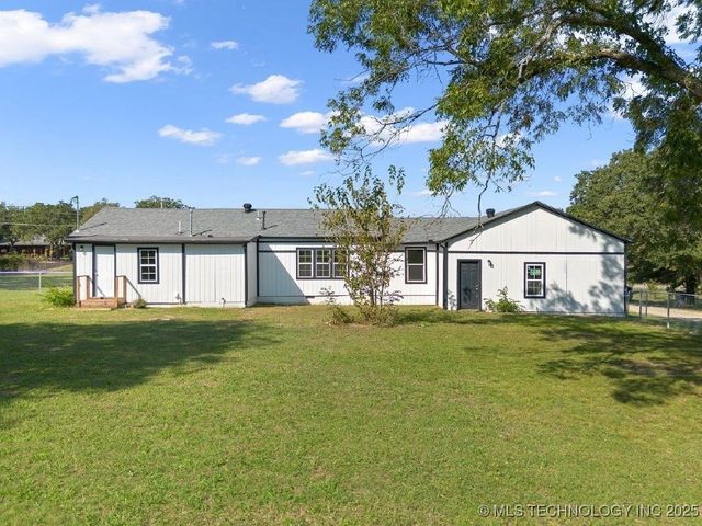 2430 3rd Avenue NE, Ardmore, OK 73401