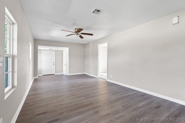 2430 3rd Avenue NE, Ardmore, OK 73401