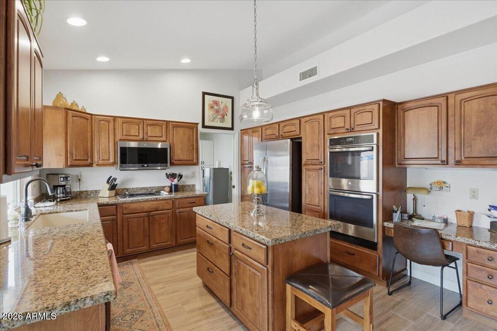 8811 W KIMBERLY Way, Peoria, AZ 85382 — photo 3