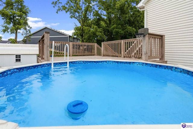 5908 Saddle Blanket Drive, Louisville, KY 40219