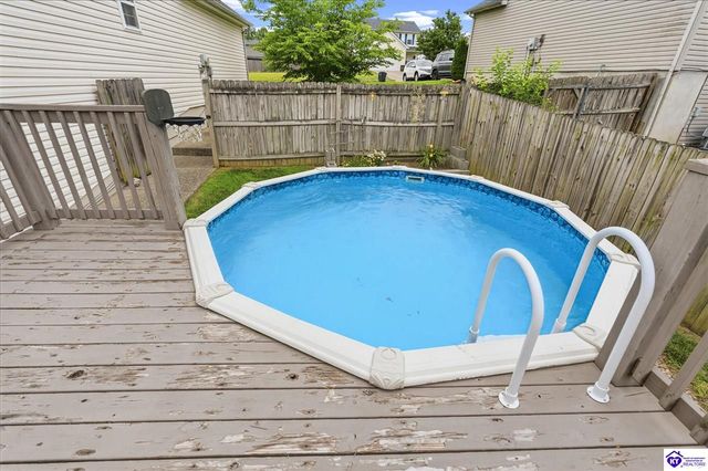 5908 Saddle Blanket Drive, Louisville, KY 40219